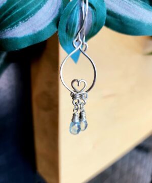 Sterling silver handmade aquamarine dangle earrings forming heart